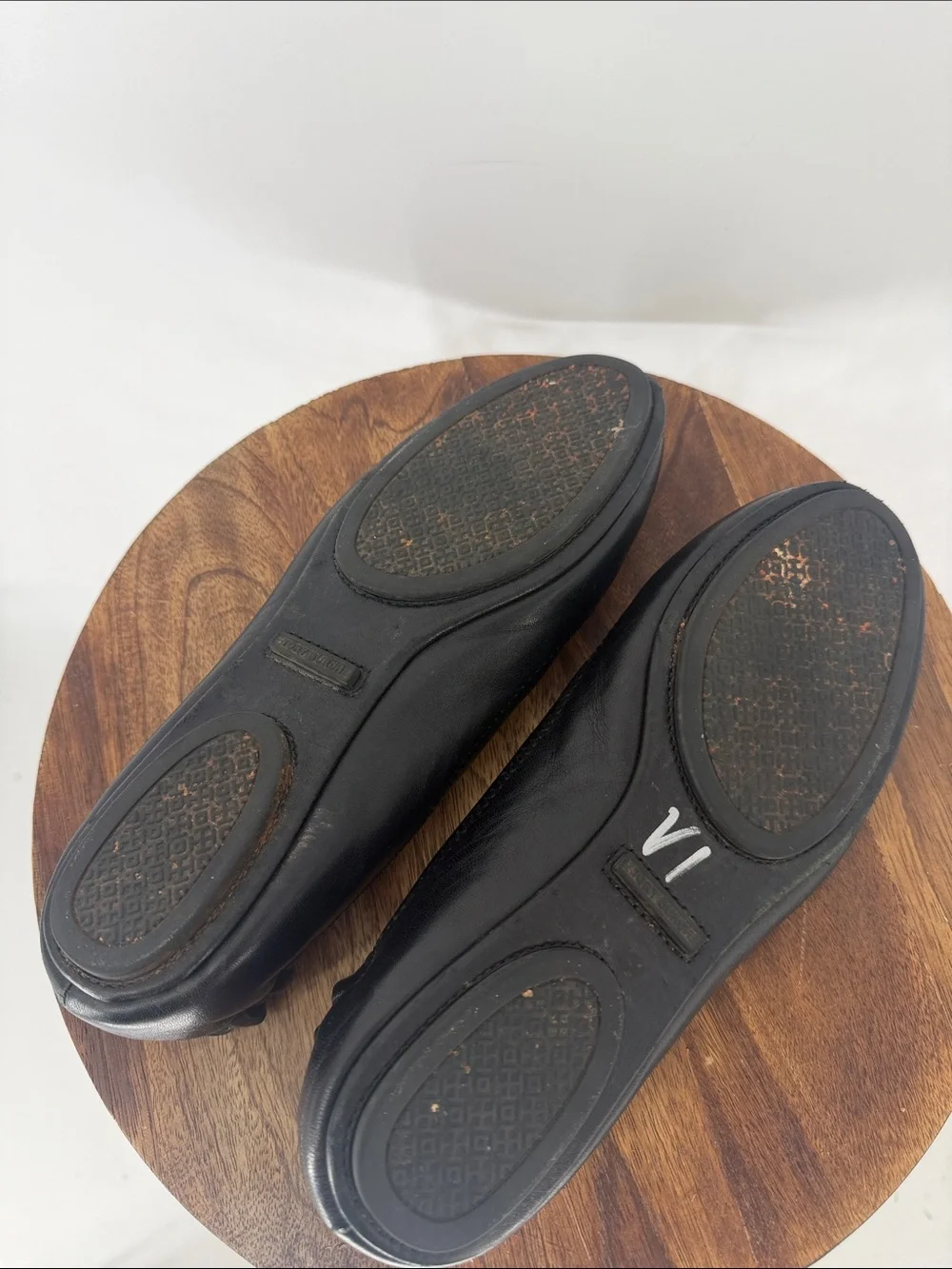 Tory Burch Minnie Black Leather Reva Logo Ballet Flats Size 6.5